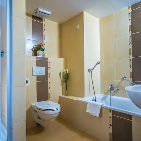 Hotel Duna 3*