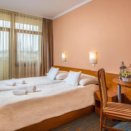 Duna Hotel Paks