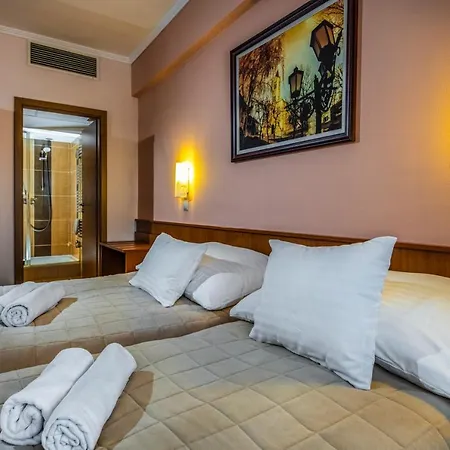 Hotel Duna 3*